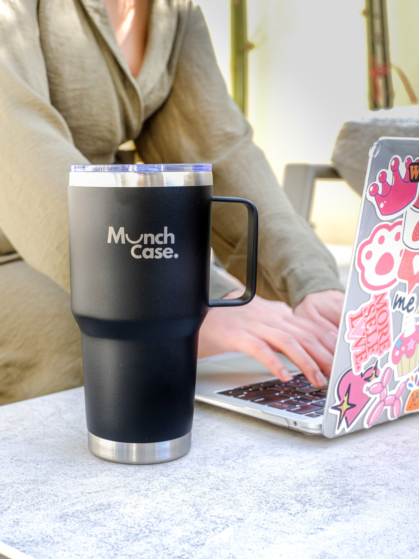 Munchcase Travel Tumbler - 0.89 L (30 Oz)